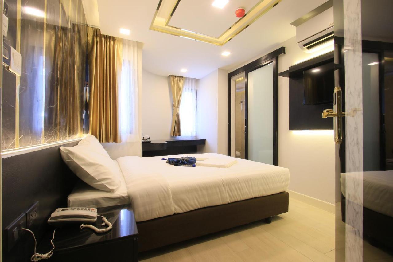 Pratunam Atrium Hotel Bangkok Exterior foto